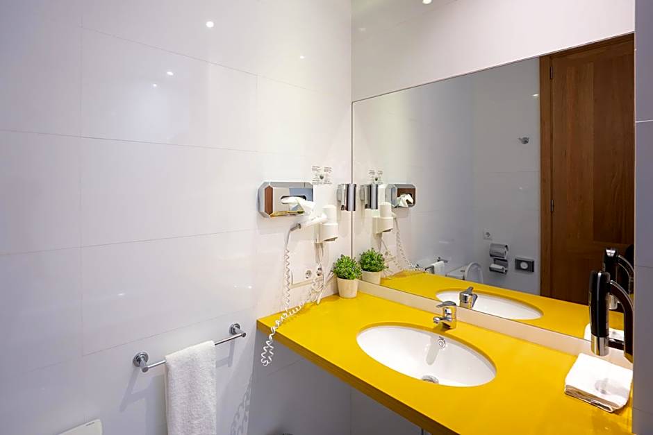 L'Host Boutique Rooms