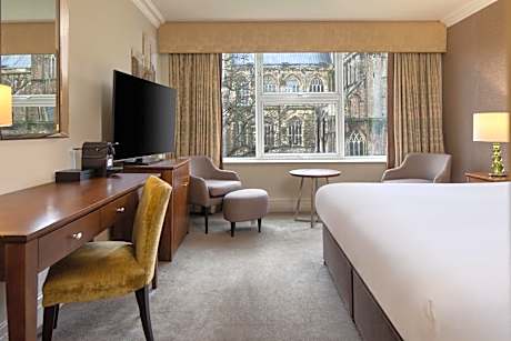 Winchester Wessex Hotel by Sunday