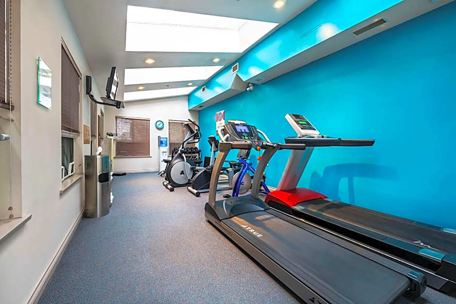 Clarion Hotel & Conference Centre