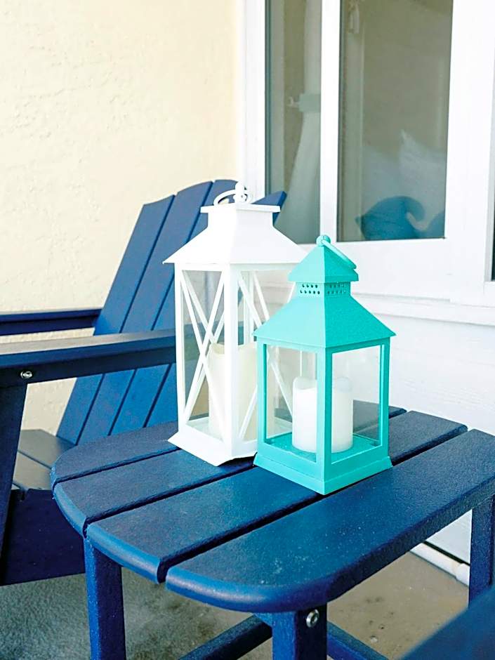 Sandy Bottoms Beachfront Studio On The Sand