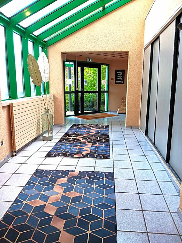 Logis Hôtel Restaurant Le Palous