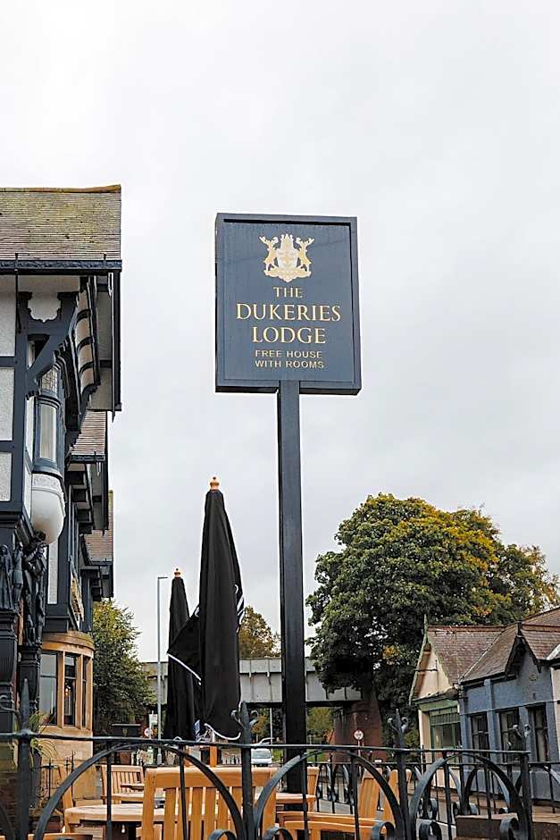 The Dukeries Lodge, Edwinstowe, Nottinghamshire