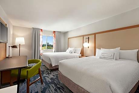 Queen Room with Two Queen Beds - Non-Smoking