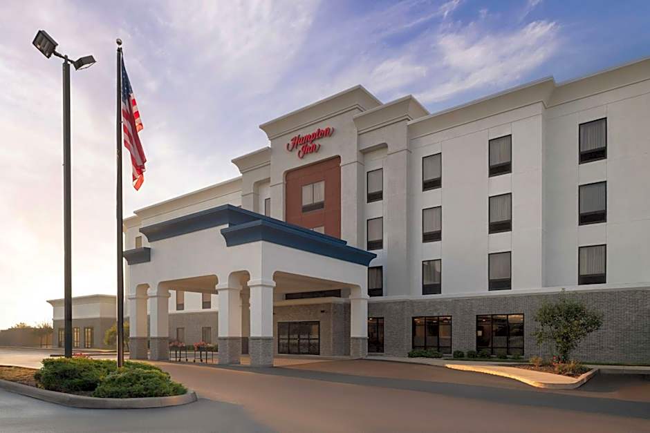 Photo 1 of 13 of Hampton Inn By Hilton Ft Wayne Dupont Road