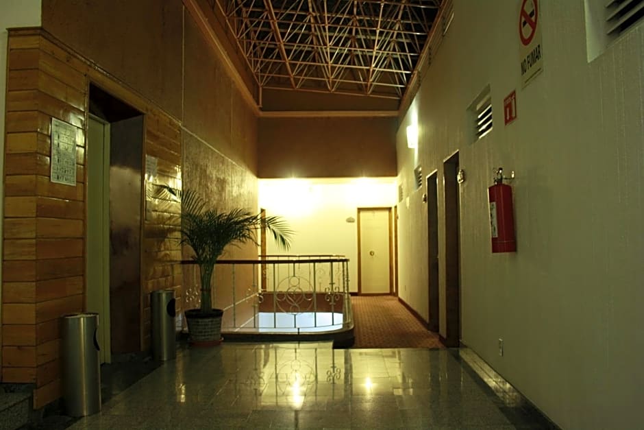 Hotel Mina