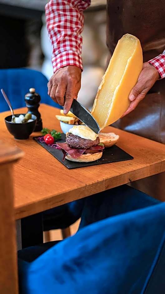 Hotel Olympic - Montana Center