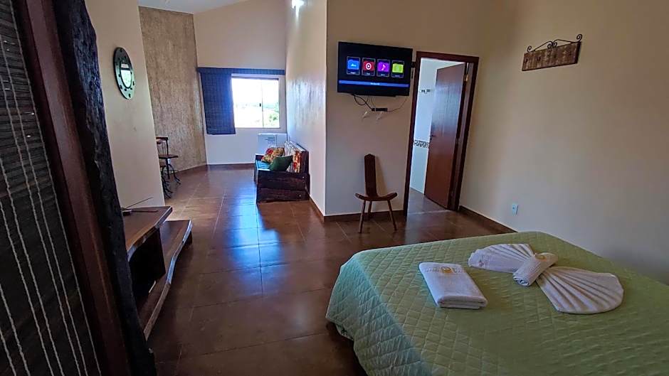 Pousada Além das Formas - Acesso a cachoeiras e gruta encantada