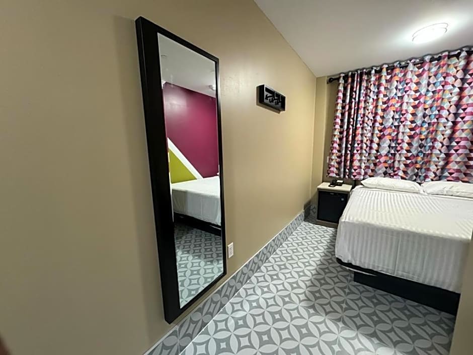 Moon Hotel Brooklyn