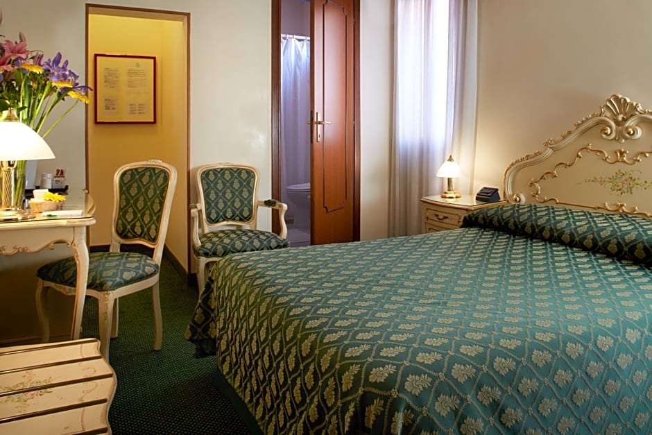 Hotel Commercio & Pellegrino