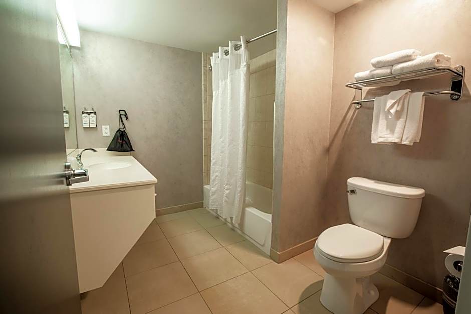 Holiday Inn Wilmington by IHG