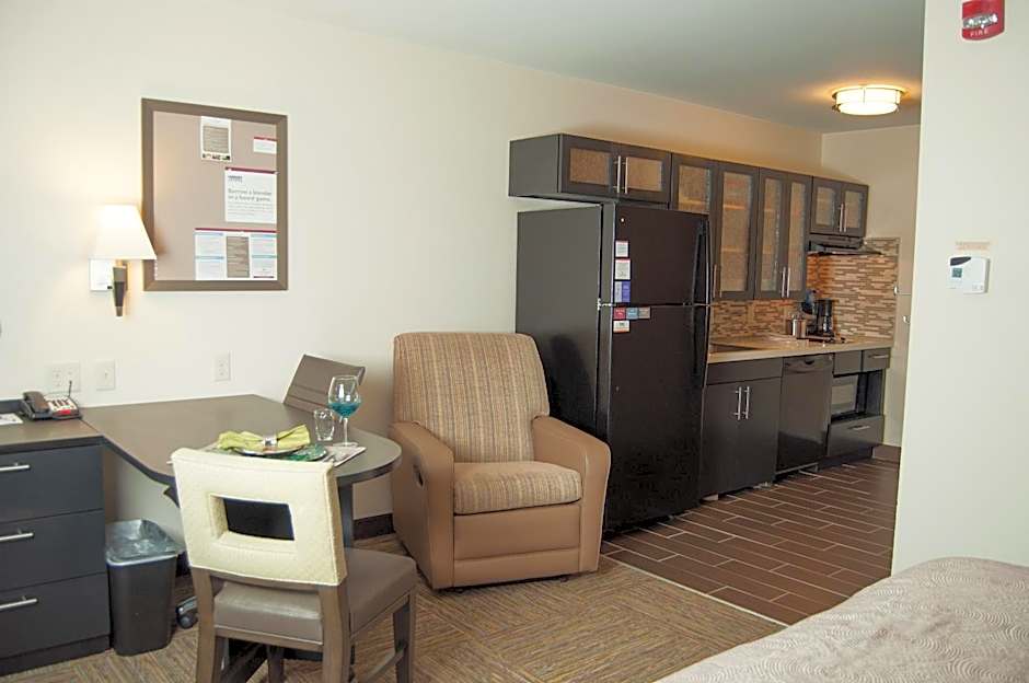 Candlewood Suites Fort Collins By IHG