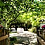 The Creekside Inn
