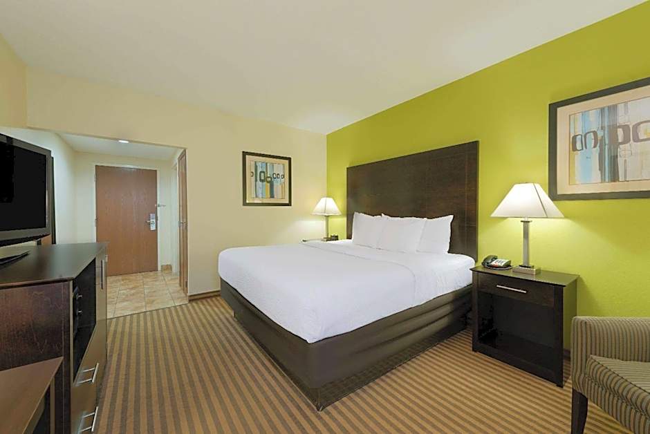 La Quinta Inn & Suites by Wyndham Grove City