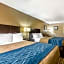 Comfort Inn & Suites Crystal Inn Sportsplex