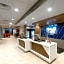 Holiday Inn Express & Suites - Harrisonburg University Area , an IHG Hotel