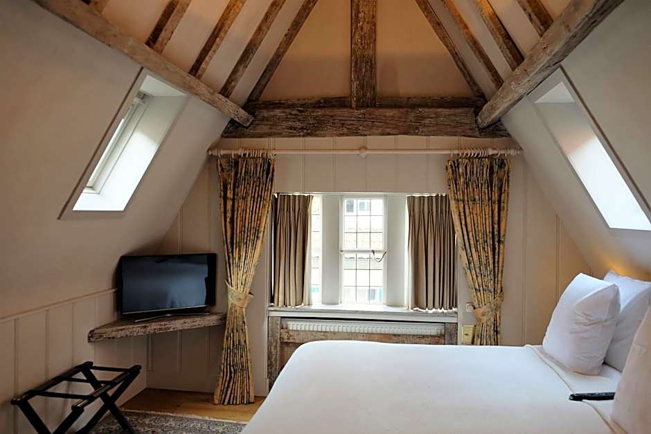Photo 1 of 4 of Charming Room