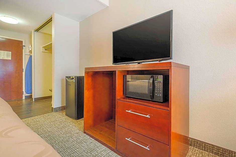 Quality Inn & Suites Olde Town