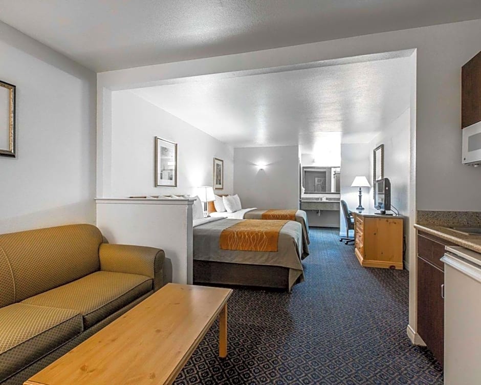 Comfort Inn & Suites Sequoia Kings Canyon - Three Rivers