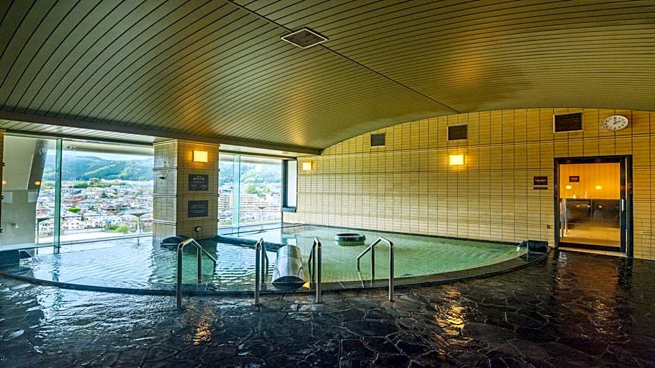 KAMENOI HOTEL OME