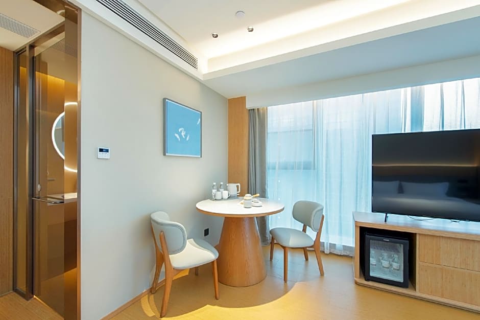 JI Hotel Xiangyang Dongjin Minfa Century Plaza