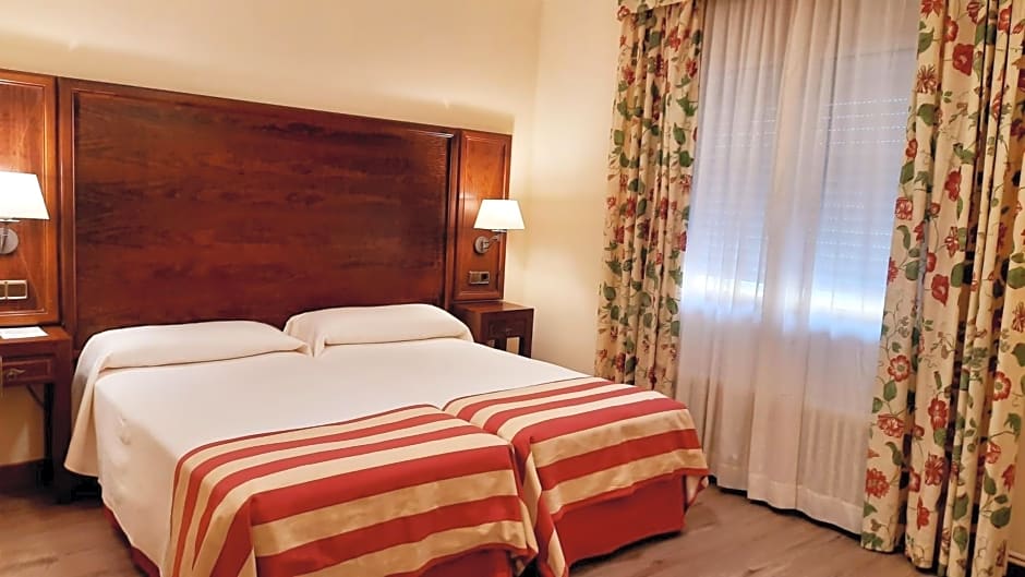 Hotel Urogallo