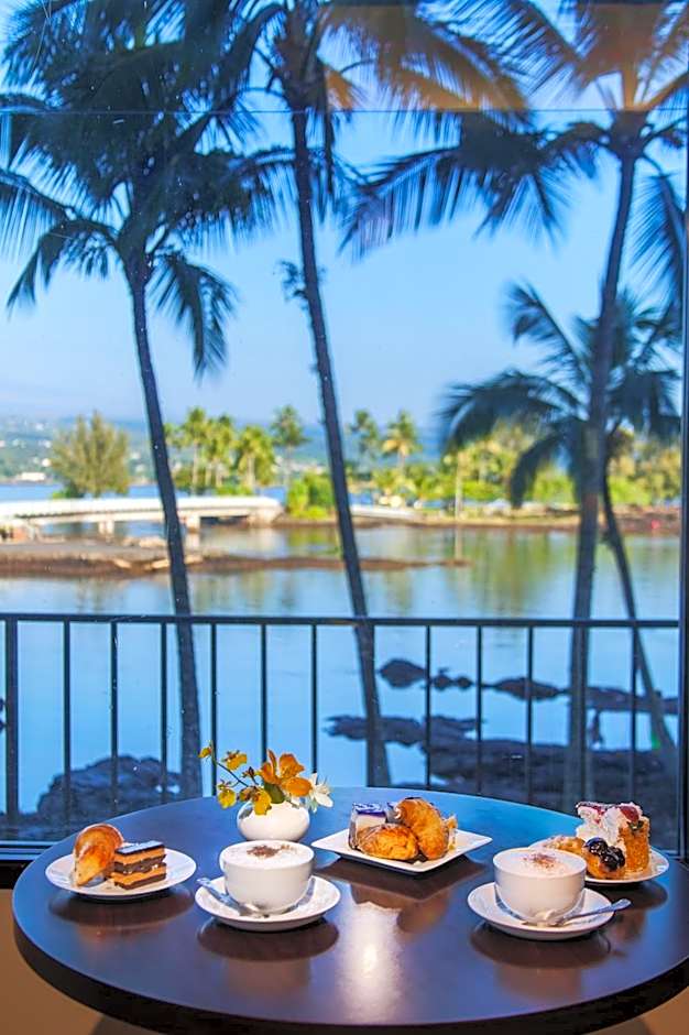 Castle Hilo Hawaiian Hotel