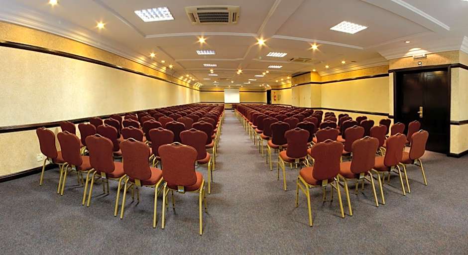 Mabu Curitiba Business