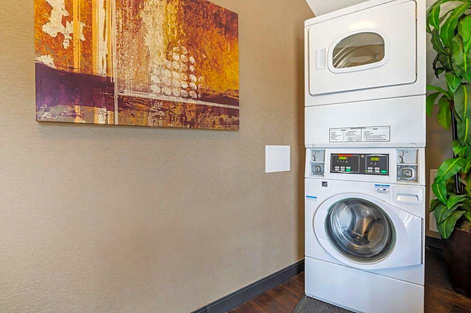 Best Western Hilliard Inn & Suites