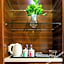 Youyou international apartment (Guangzhou Haizhu Plaza subway station private finance store)