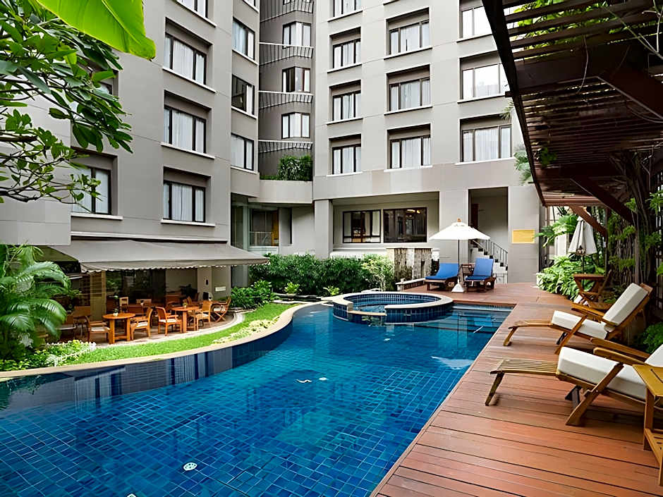 Silom Serene Hotel