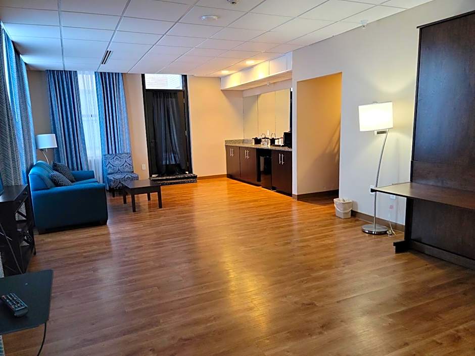 Ariel Broadway Hotel