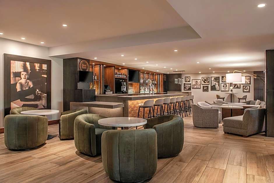 Four Points by Sheraton Los Angeles Westside