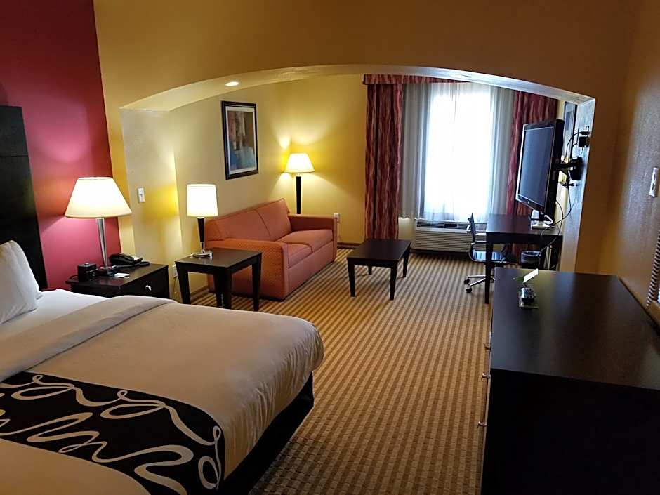 La Quinta Inn & Suites by Wyndham Union City