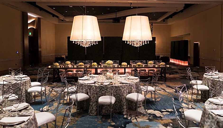 Mystic Lake Casino Hotel