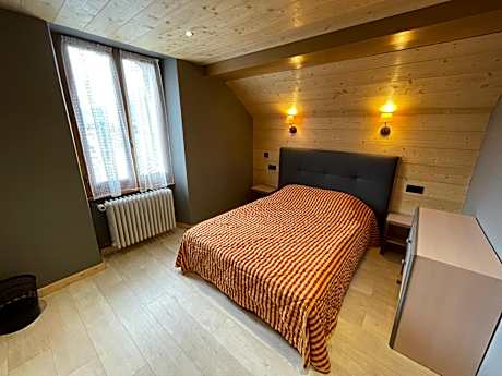 Two-Bedroom Apartment with Balcony