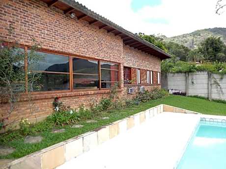 Sítio N#1 da Serra Perfeito para famílias com bebês e crianças Piscina aquecida e limpeza incluídos