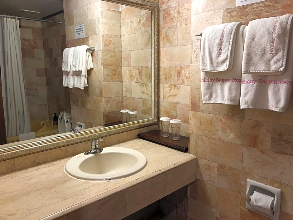 Holiday Saipan Hotel