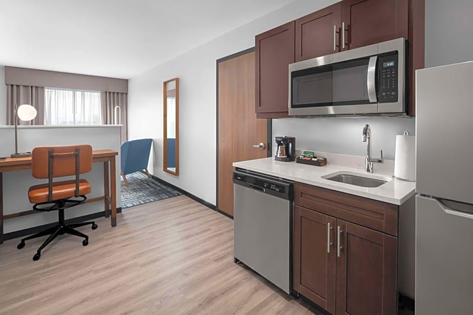 Homewood Suites by Hilton Charlotte Uptown First Ward