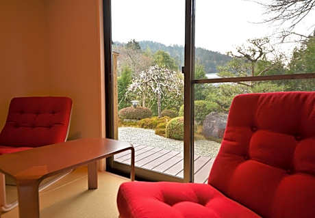 Superior Twin Room with Garden View