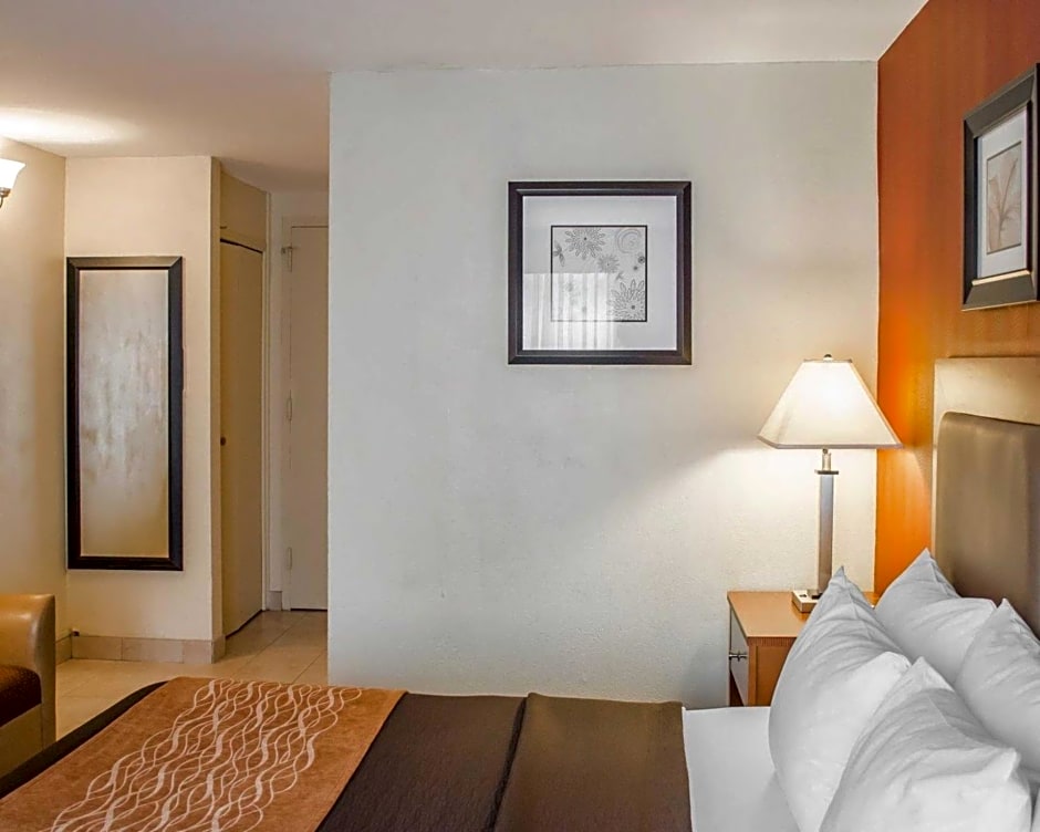 Quality Inn Harrisburg Downtown Riverfront