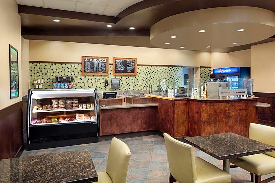 DoubleTree By Hilton Hotel Boston North Shore