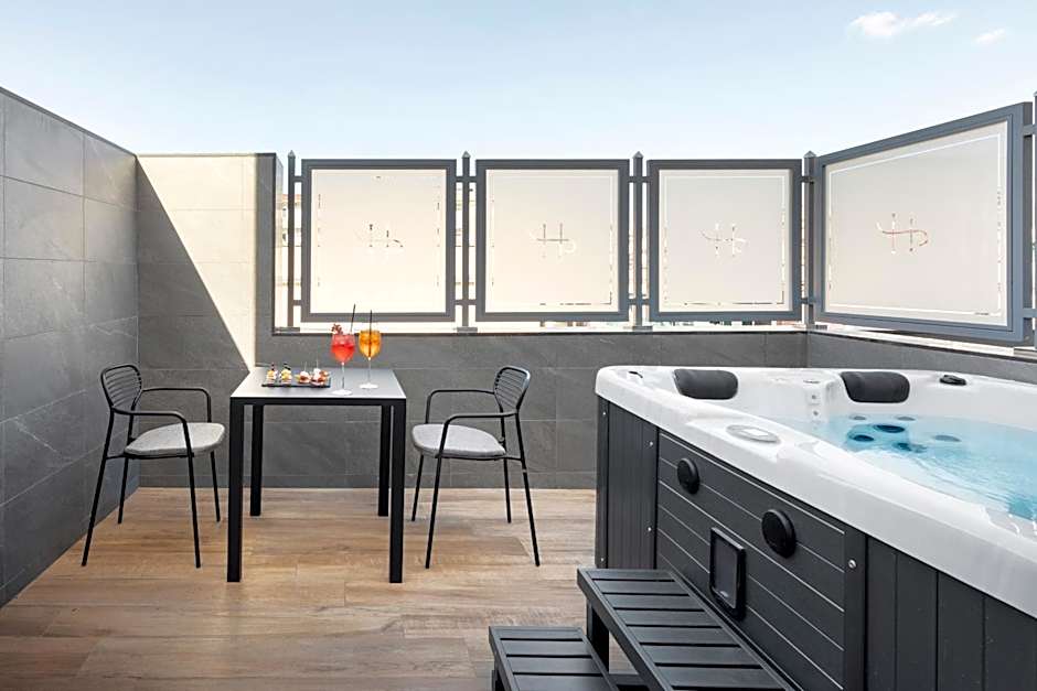 LHP Napoli Palace & SPA