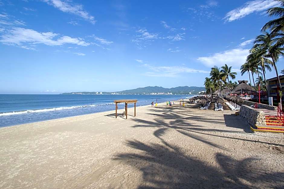 Grand Decameron Complex Bucerias, A Trademark All-Inclusive Resort