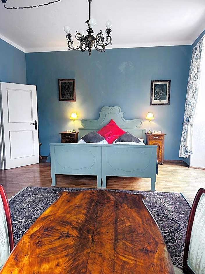 Schloss Moosburg Gästehaus