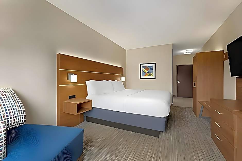Holiday Inn Express Hotel and Suites Akron South-Airport Area By IHG