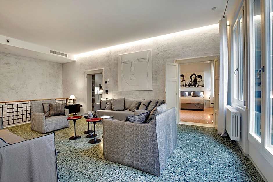 Stunning Modern Apartment in the Heart of Venice