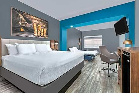 La Quinta Inn & Suites by Wyndham Decatur