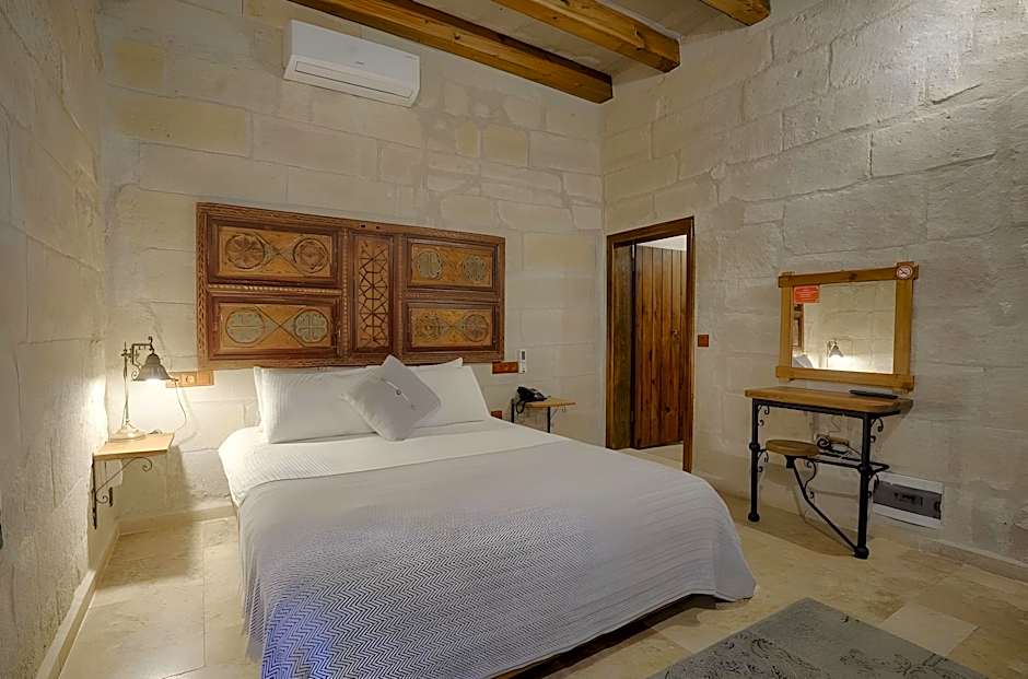 Henna Hotel-Adults Only