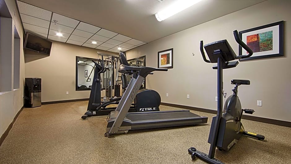 Best Western Plus Tulsa Woodland Hills Hotel and Suites