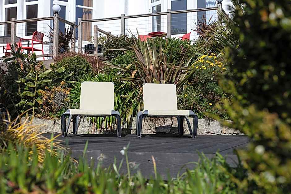 Chelsea House Holiday Apartments